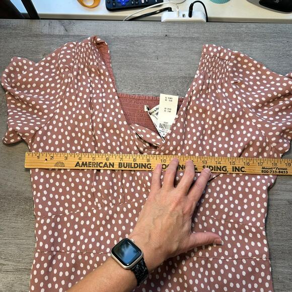 NWT Abercrombie & Fitch Short Sleeve Polka Dot Dress Ruffle Hem Large - Picture 13 of 15